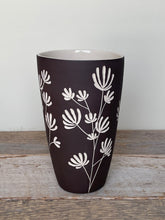 Load image into Gallery viewer, BOTANICAL SILHOUETTES WIDE VASE C