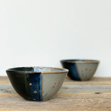 Load image into Gallery viewer, MIDNIGHT MEDIUM EVERYDAY BOWLS (SET OF 2)
