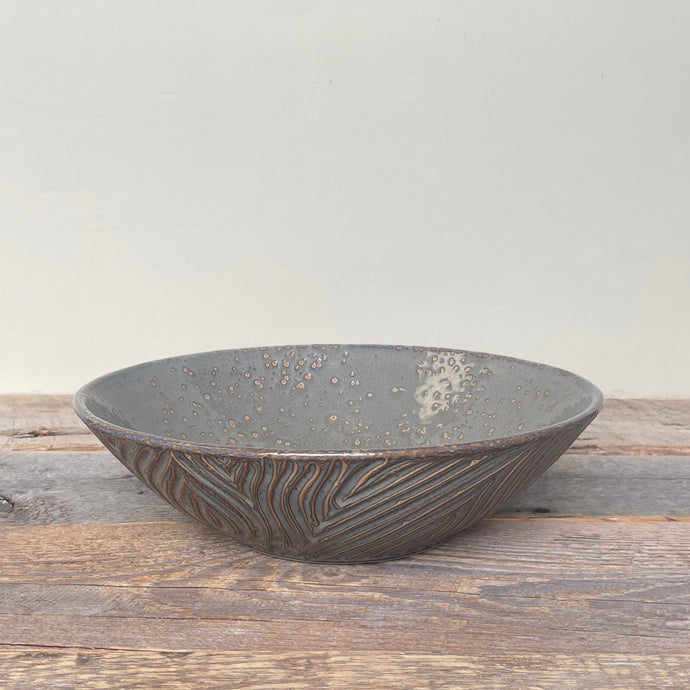 WOODGRAIN MEIRA SERVING BOWL IN SLATE