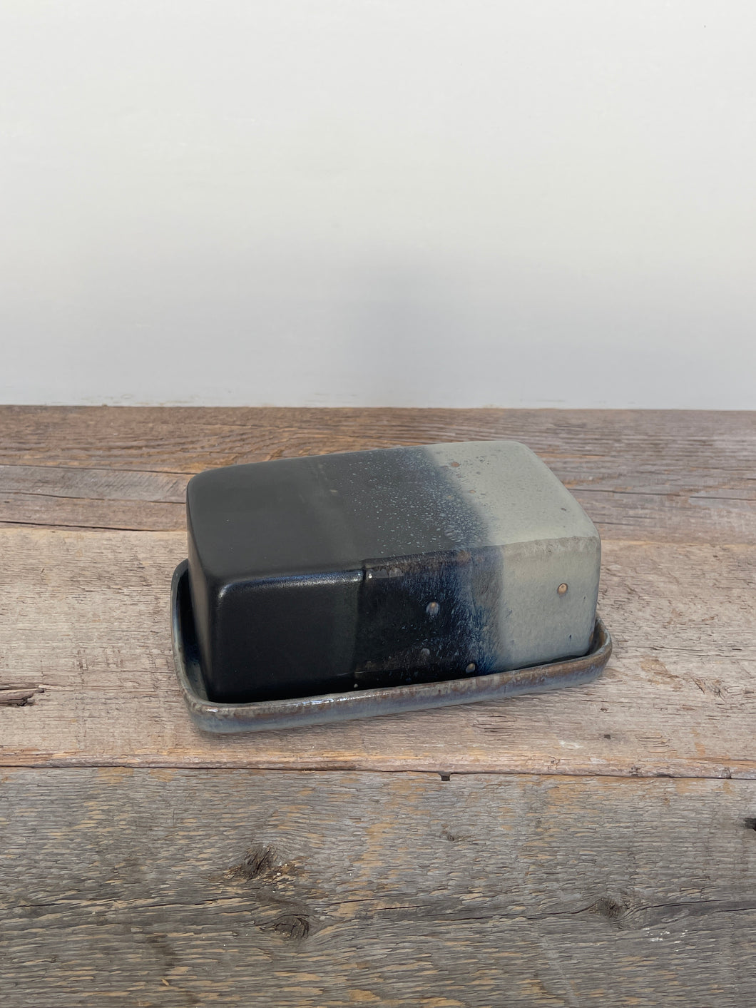 MIDNIGHT BUTTER DISH