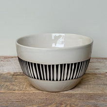 Load image into Gallery viewer, AFRICA MODERN TALI SERVING BOWL