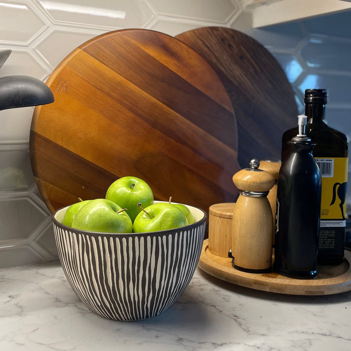AFRICA MODERN TALI BOWL WITH STRIPES