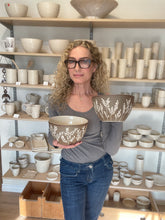 Load image into Gallery viewer, BOTANICAL SILHOUETTES TALI BOWL IN TOAST B