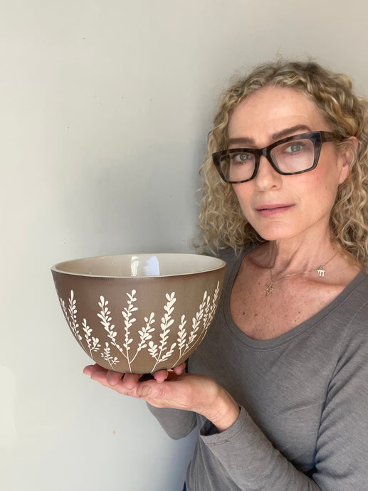 BOTANICAL SILHOUETTES TALI BOWL IN TOAST B