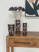Load image into Gallery viewer, BOTANICAL SILHOUETTES LARGE CYLINDER VASE D