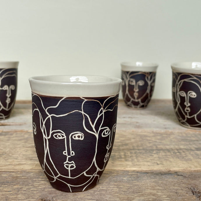 FACE LINE DRAWING WINE CUPS