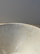 Load image into Gallery viewer, WOODGRAIN TALL SERVING BOWL IN OATMEAL