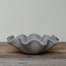 Load image into Gallery viewer, SET OF NESTING WAVY BOWLS  POTTERY WORKSHOP: MONDAY. JUNE 15, 2026, 6-9PM