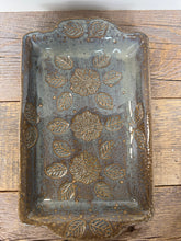 Load image into Gallery viewer, PLATTER &amp; DIP BOWL SET POTTERY WORKSHOP: THURSDAY, SEPTEMBER 3, 2026, 6-9PM