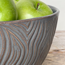Load image into Gallery viewer, WOODGRAIN TALI SERVING BOWL IN SLATE