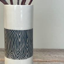 Load image into Gallery viewer, AFRICA MODERN VASE IN WOODGRAIN