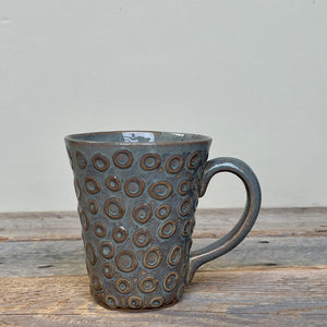 CIRCLE MUG IN SLATE - 16 OUNCES