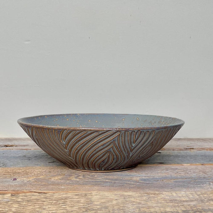 WOODGRAIN MEIRA SERVING BOWL IN SLATE