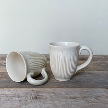 Load image into Gallery viewer, GRASS MUG IN IVORY-15 OUNCES
