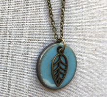 Load image into Gallery viewer, TURQUOISE LEAF NECKLACE