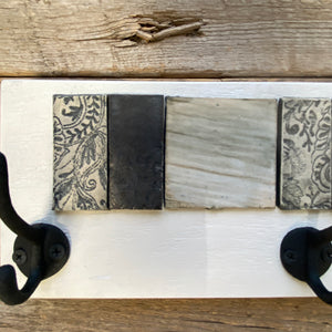COAT RACK-QUILTED-WITH PLANT