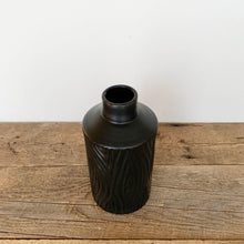 Load image into Gallery viewer, COAL CORY VASE IN WOOD GRAIN