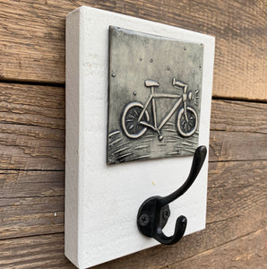 SINGLE HOOK WITH BIKE