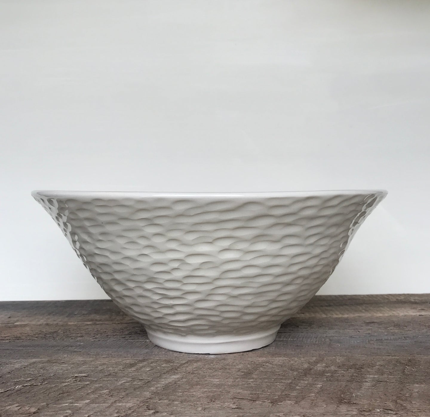 IVORY SALAD SERVING BOWL WITH CARVED CORAL