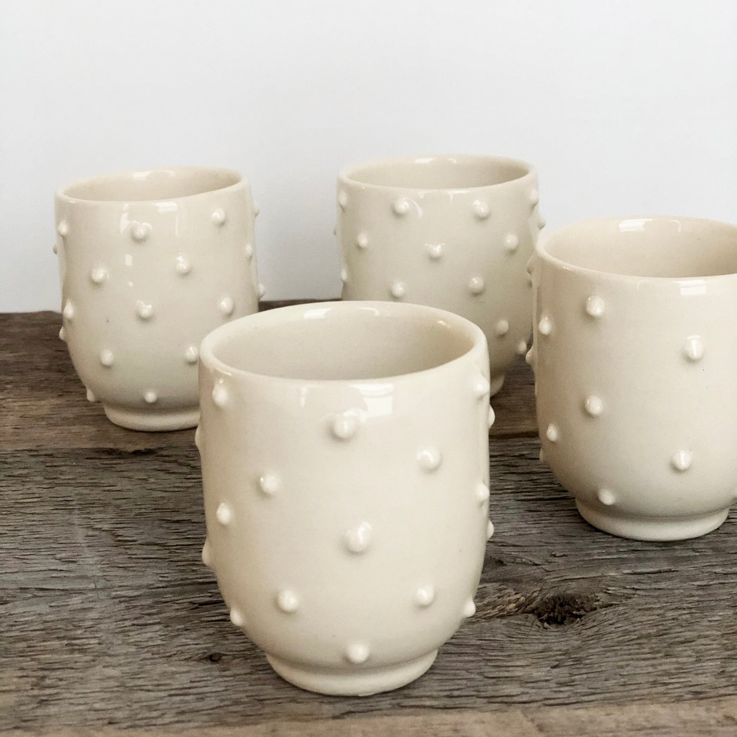 IVORY SHOT CUPS WITH DOTS