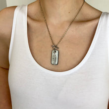 Load image into Gallery viewer, WHITE FEATHER CHARM NECKLACE
