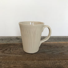 Load image into Gallery viewer, GRASS MUG IN IVORY-16 OUNCES
