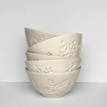 Load image into Gallery viewer, MEDIUM EVERYDAY BOWL IN IVORY WITH CARVED BRANCHES