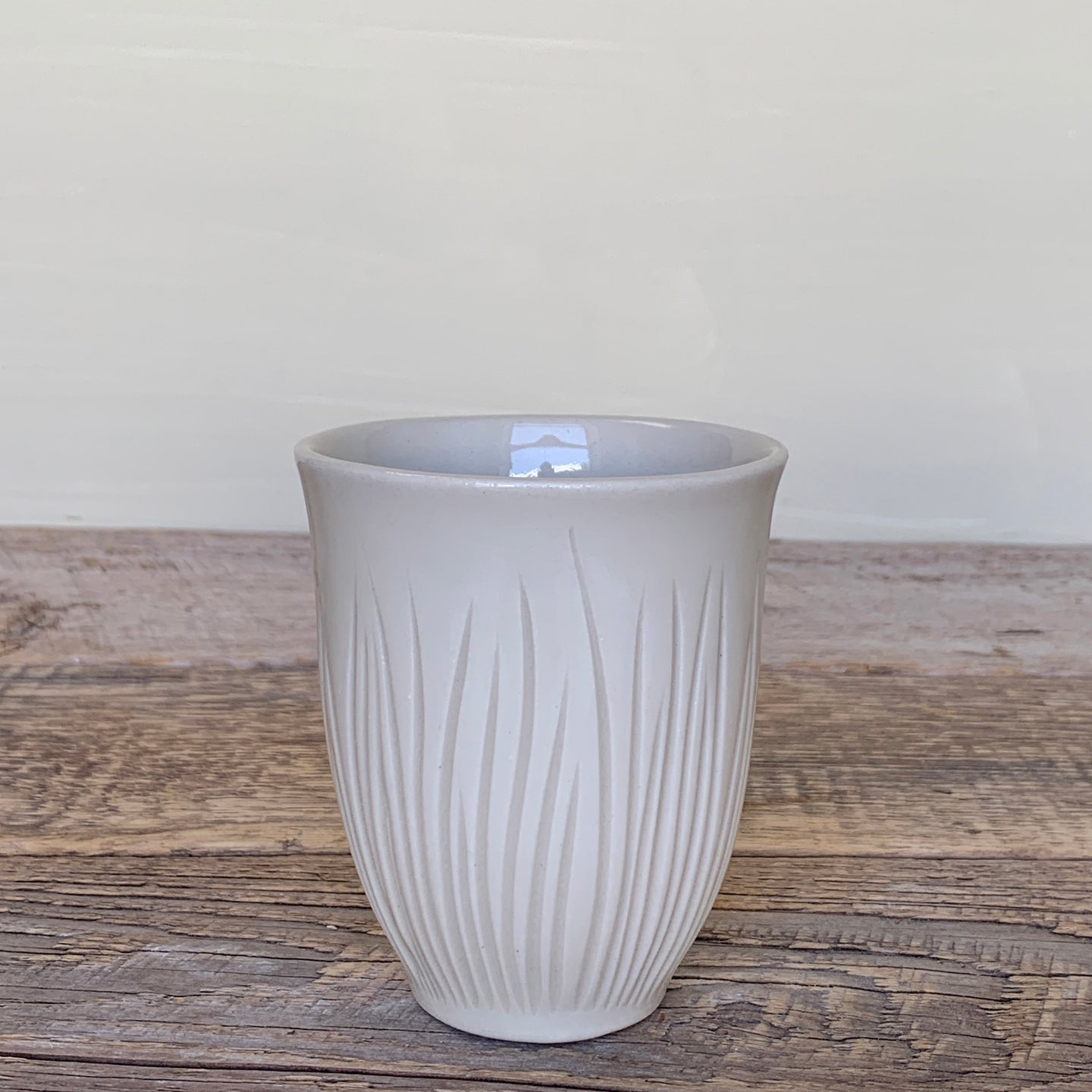 IVORY WINE CUPS IN GRASS (SET OF 2)