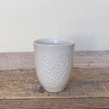 Load image into Gallery viewer, WINE CUPS IN IVORY WITH HEARTS