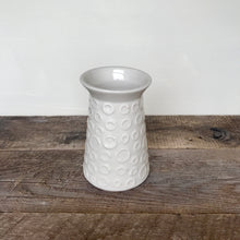 Load image into Gallery viewer, IVORY SHEREEN VASE WITH CIRCLES