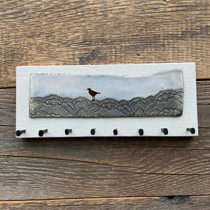 Dotti Potts Ceramic Art Hanger-Medium With Bird 008