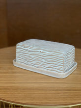 Load image into Gallery viewer, OATMEAL BUTTER DISH WITH CARVED WAVES