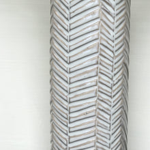 Load image into Gallery viewer, OATMEAL CYLINDER VASE WITH CHEVRONS