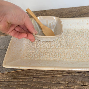 RECTANGLE PLATTER SET MEDIUM IN OATMEAL WITH PEBBLES
