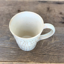 Load image into Gallery viewer, POPPY MUG IN OATMRAL-16 OUNCES