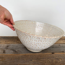Load image into Gallery viewer, OATMEAL SALAD SERVING BOWL WITH CIRCLES