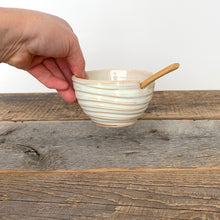 Load image into Gallery viewer, OATMEAL SALT POT WITH SPOON