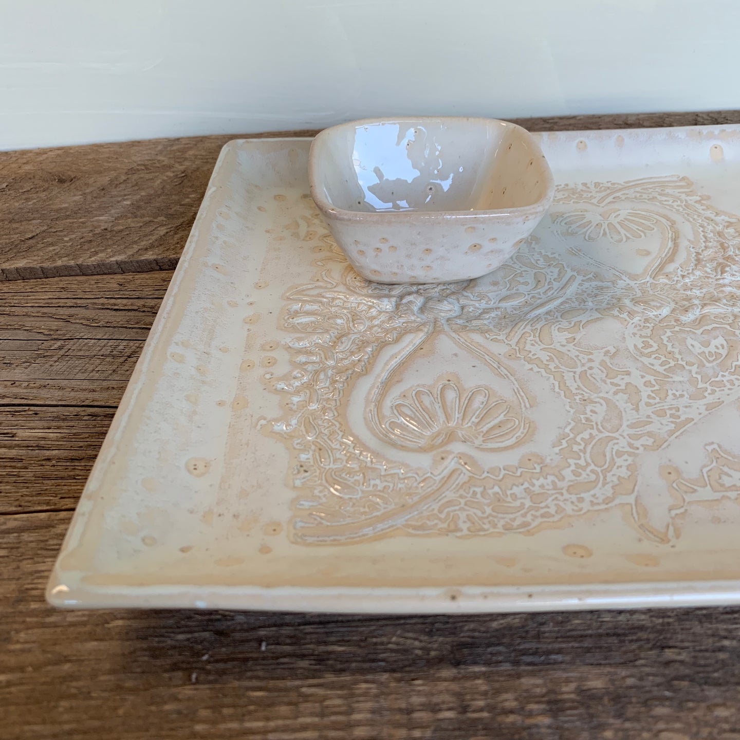 OATMEAL SMALL SQUARE PLATTER SET IN MEHNDI (11