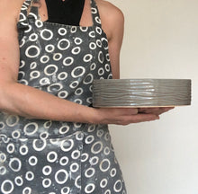 Load image into Gallery viewer, CYLINDER BOWL IN SLATE WITH WAVES - MEDIUM WITH WAVES