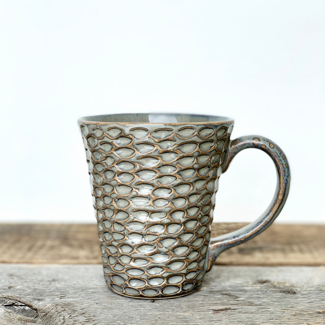 CORAL MUG IN SLATE-16 OUNCES