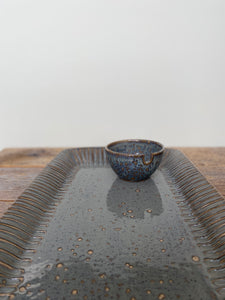 AVIA SERVING PLATTER SET IN SLATE WITH CARVED STRIPED BORDER