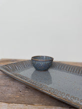Load image into Gallery viewer, AVIA SERVING PLATTER SET IN SLATE WITH CARVED STRIPED BORDER