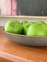 Load image into Gallery viewer, COUPE SERVING BOWL IN SLATE