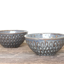 Load image into Gallery viewer, SLATE SMALL EVERYDAY BOWLS IN CORAL