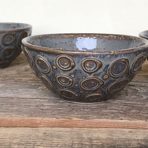 EVERYDAY BOWL WITH CIRCLES IN SLATE - SMALL set of 2