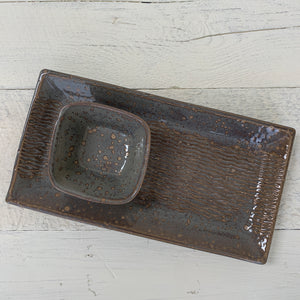 SMALL RECTANGLE PLATTER SET IN SLATE WITH WAVES