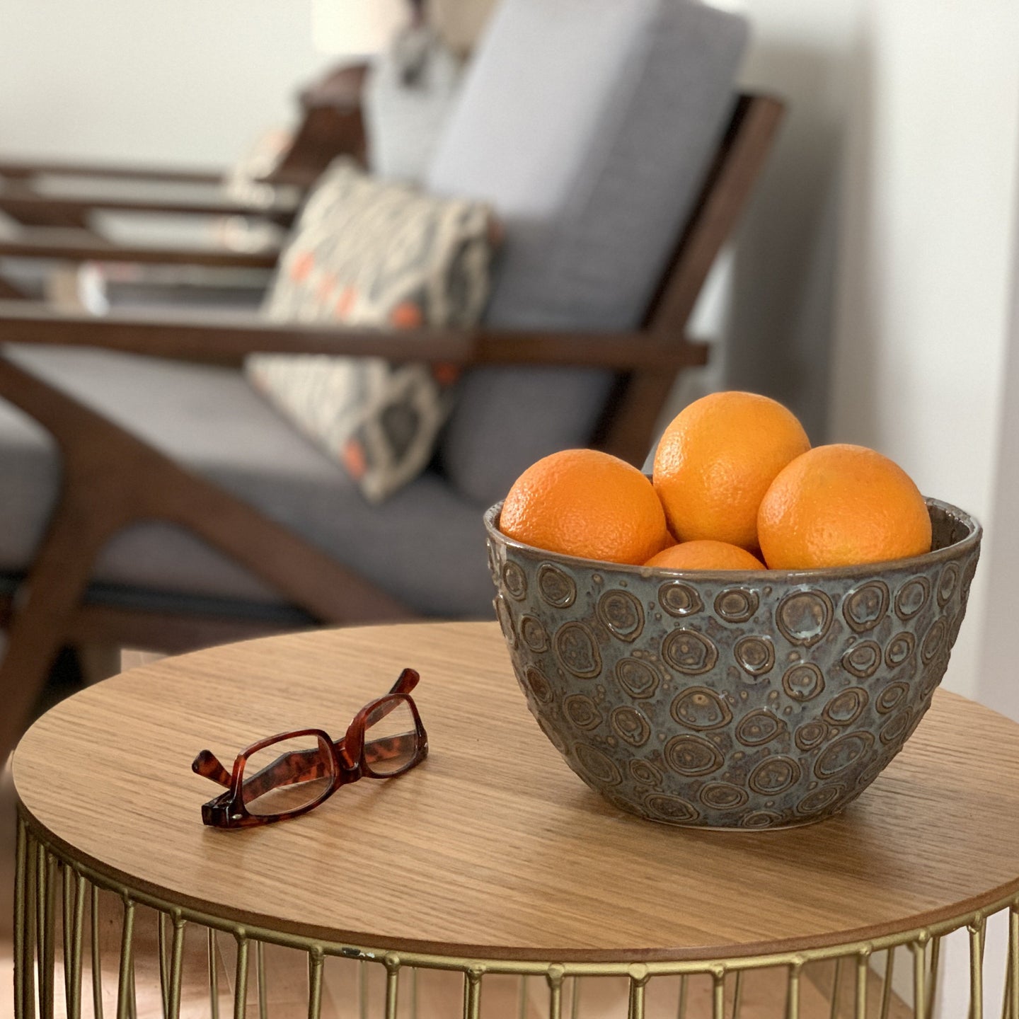 SLATE TALI SERVING BOWL WITH CIRCLES