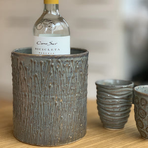 SLATE UTENSIL HOLDER WITH PUSSY WILLOWS