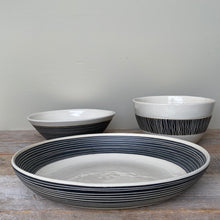 Load image into Gallery viewer, AFRICA MODERN COUPE SERVING BOWL