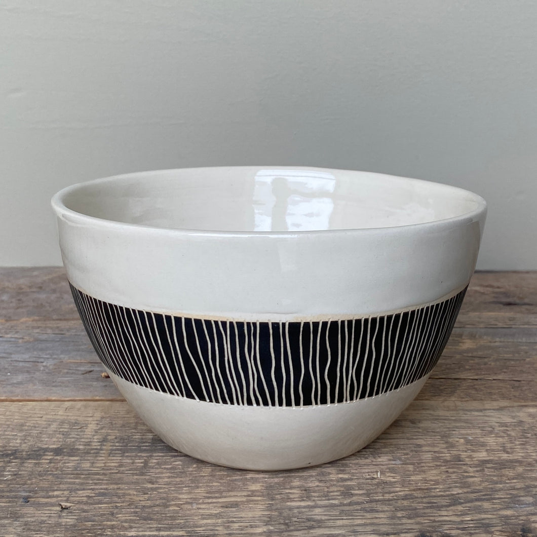 AFRICA MODERN TALI SERVING BOWL